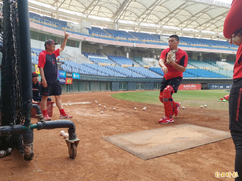 中職》重拾捕手護具有原因 李展毅自認「7成新」待磨練