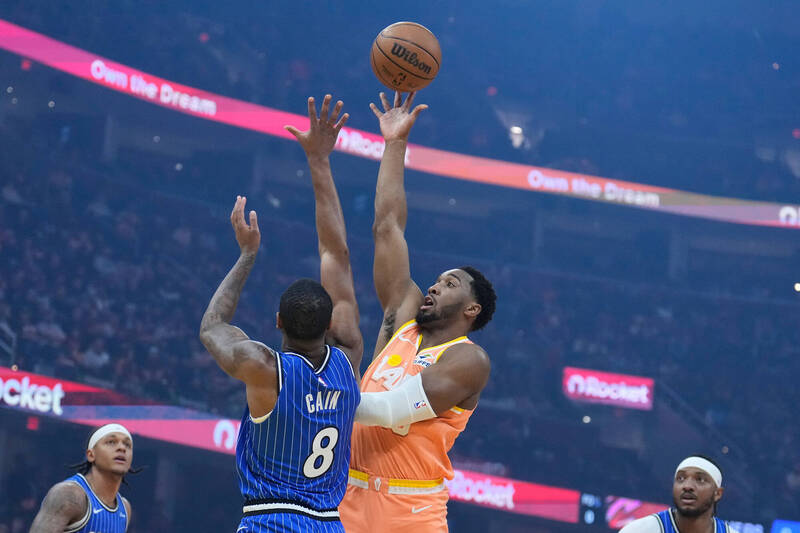 NBA》「血輪眼」米契爾狂飆42分 騎士擊敗魔術收下4連勝