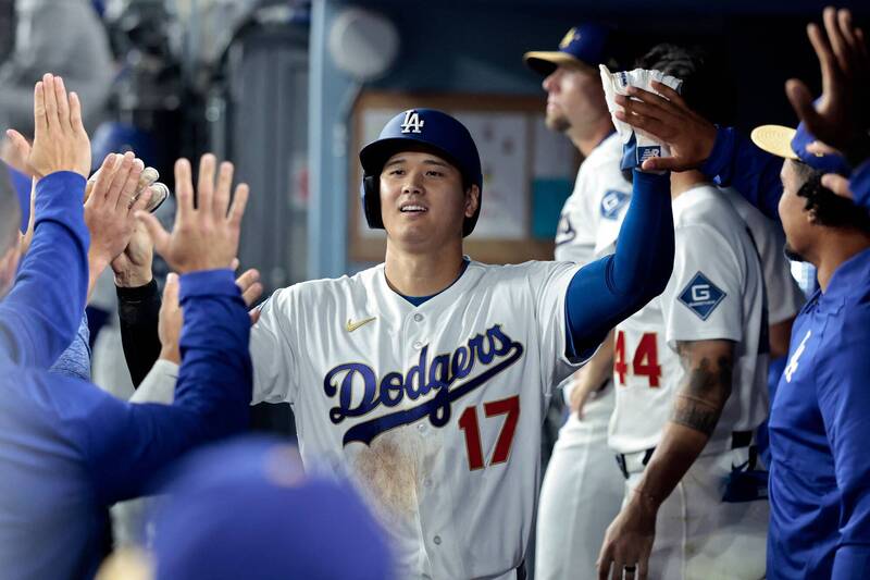 MLB》邁向3連霸！大谷翔平超級暖心 豪氣送道奇全隊64萬名錶