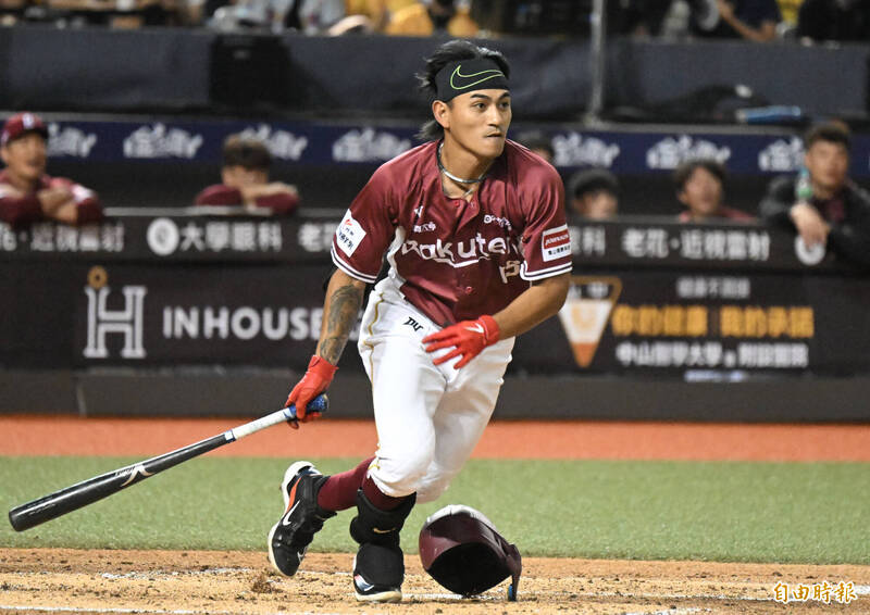 中職》學長林子偉被他擠到三壘？ 許賀捷緊張：不是因為我啦