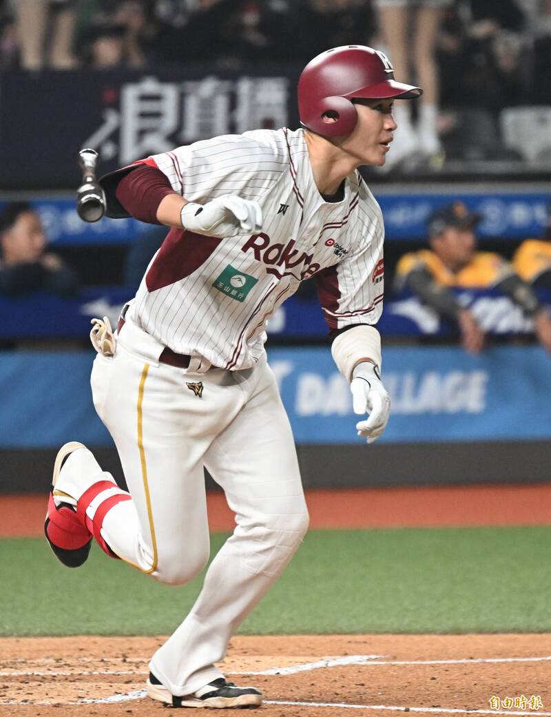 中職》宋嘉翔適時安打 樂天桃猿開幕戰先馳得點！