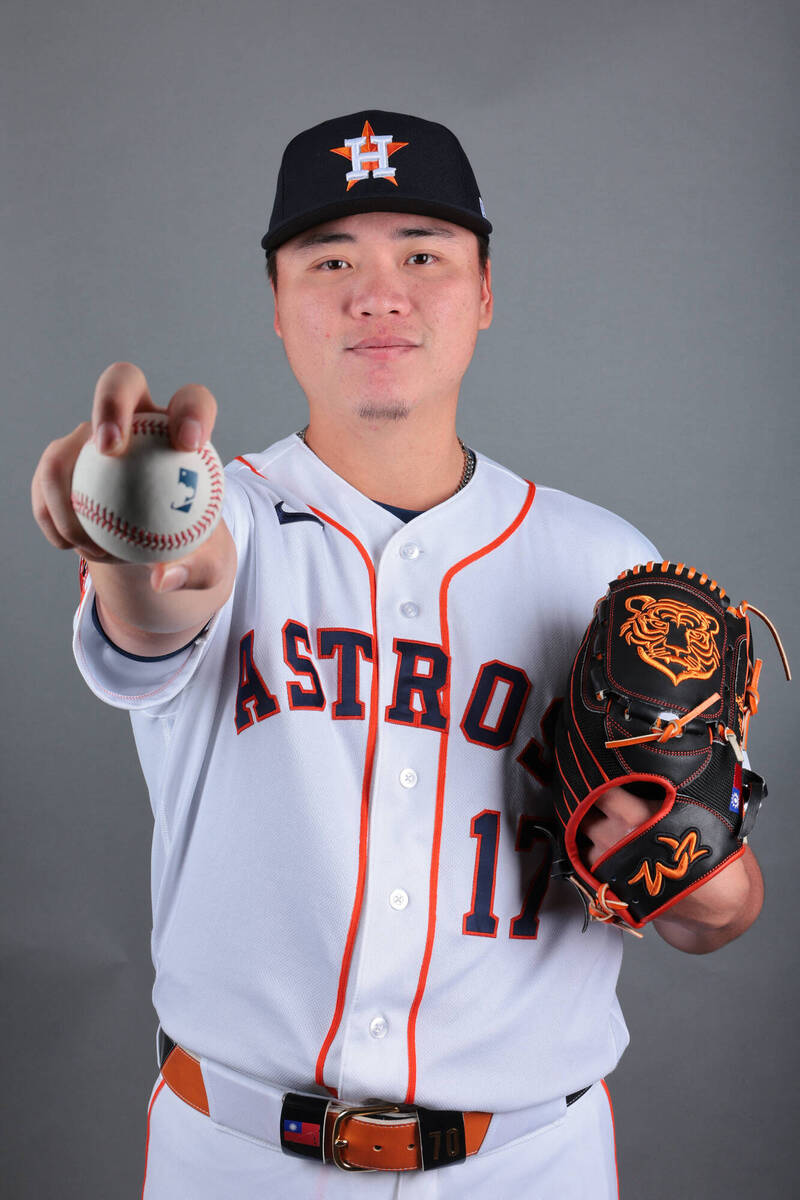 MLB》恭喜！鄧愷威中繼2.1局無失分 本季初登板就摘今年首勝