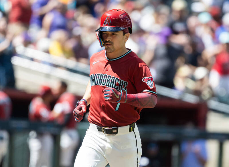 MLB》狂！痛擊當今大聯盟最強塞揚左投 台美混血球星「卡仔」致勝轟