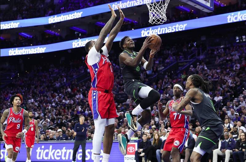 NBA》保6還不一定！「蟻人」大失常灰狼不敵七六人 近4戰吞3敗