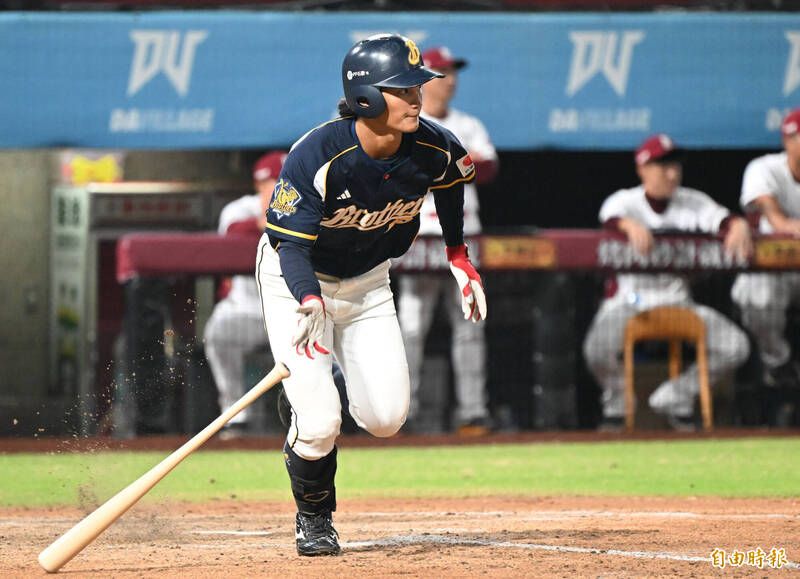 中職》兄弟本季首次野手升降！平野透露升上劉貴元用意