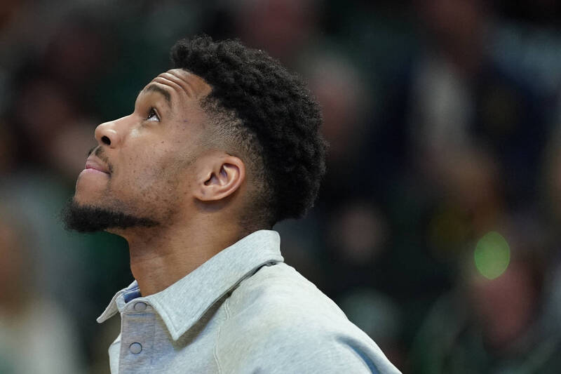 NBA》聯盟證實介入調查 稱字母哥不配合公鹿「復出計畫」