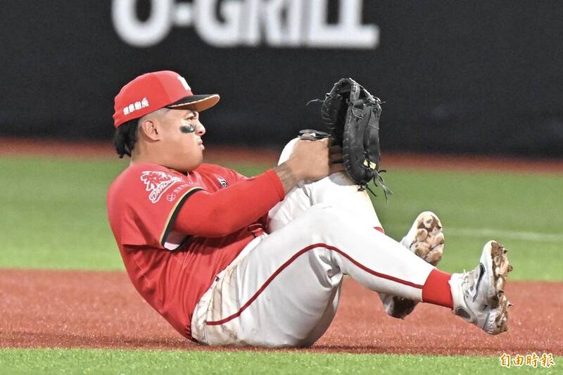 中職》昨天守備受傷 吉力吉撈．鞏冠今下二軍