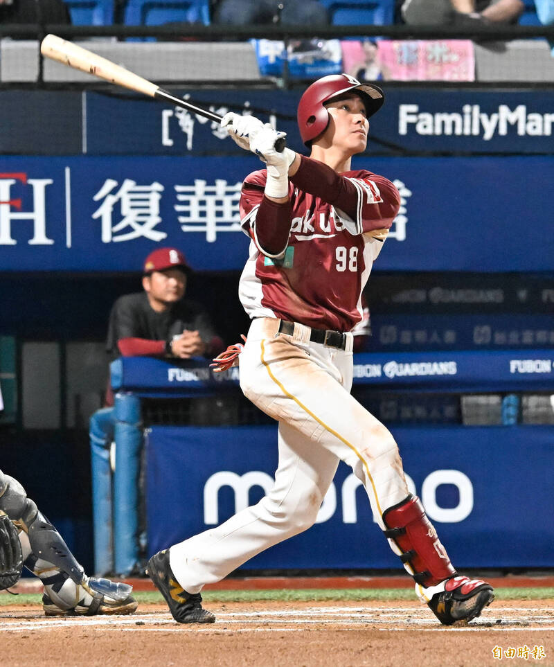 中職》4屆盜壘王變全壘打王 曾豪駒看見成熟的陳晨威