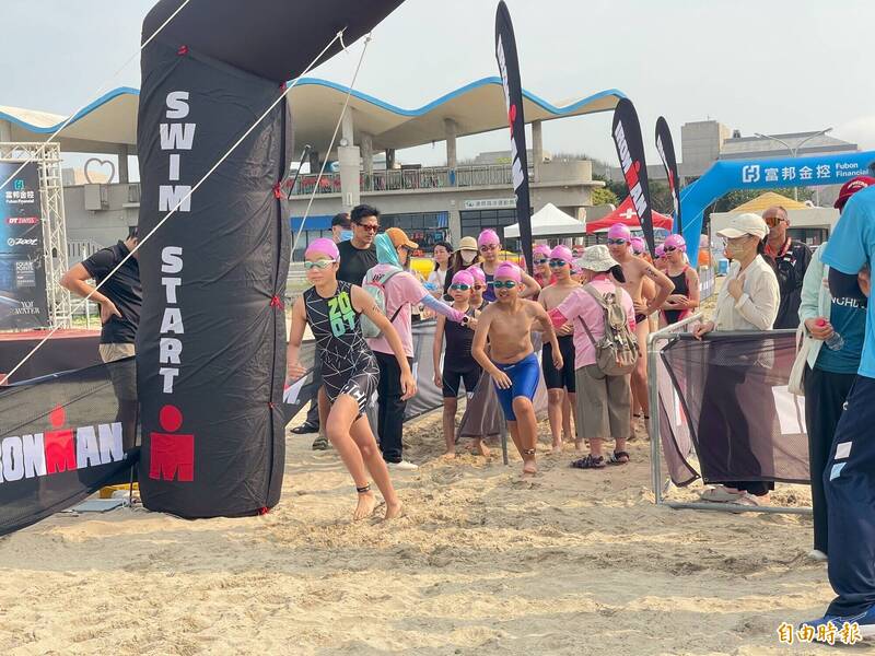 澎湖國際鐵人三項賽熱身 180名小鐵人挑戰極限