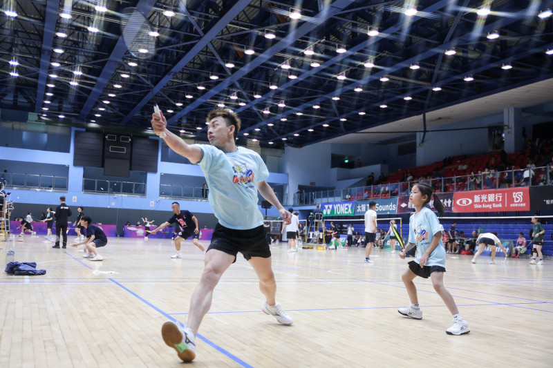 清晨盃羽球》父女、夫妻、祖孫一起比賽 培養深厚感情