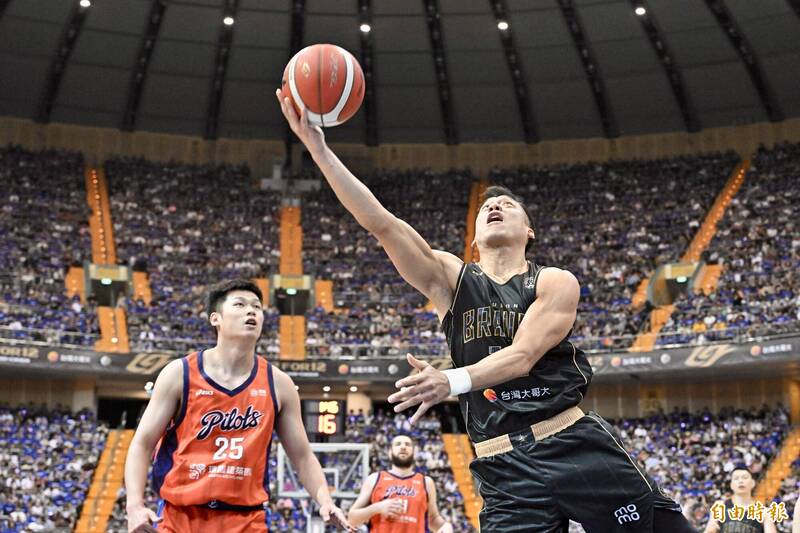 PLG》在林志傑引退賽拿8分 領航猿一哥盧峻翔：必須找回專注度