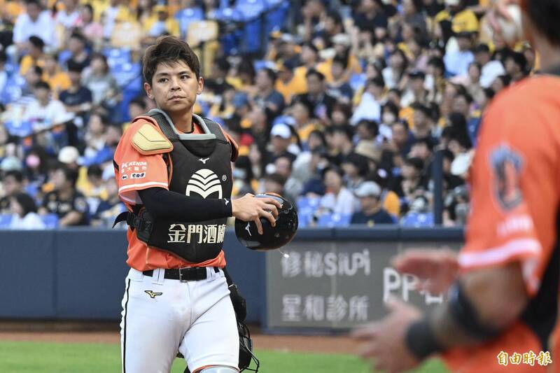 中職》味全龍快腿部隊瘋狂盜壘  陳重羽「神操作」全面破解