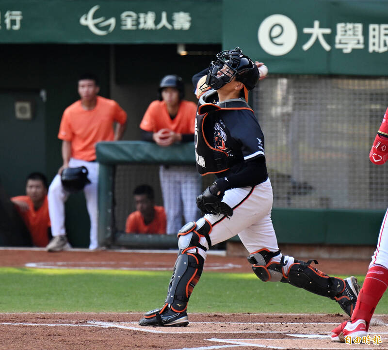 中職》味全龍快腿部隊瘋狂盜壘  陳重羽「神操作」全面破解