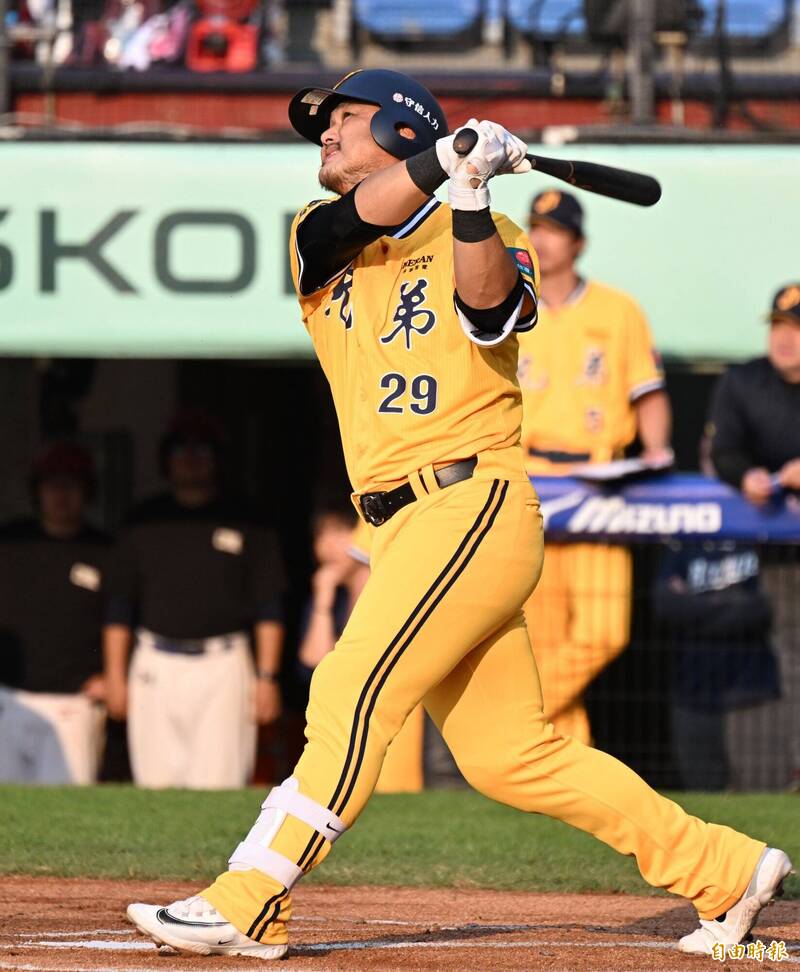 中職》學弟讚嘆「還得是他！」 陳俊秀強調團隊凝聚力