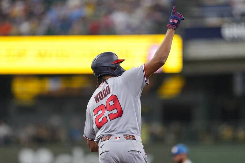 MLB》相隔超過11000天後再現！國民23歲好手強打快腿寫記錄