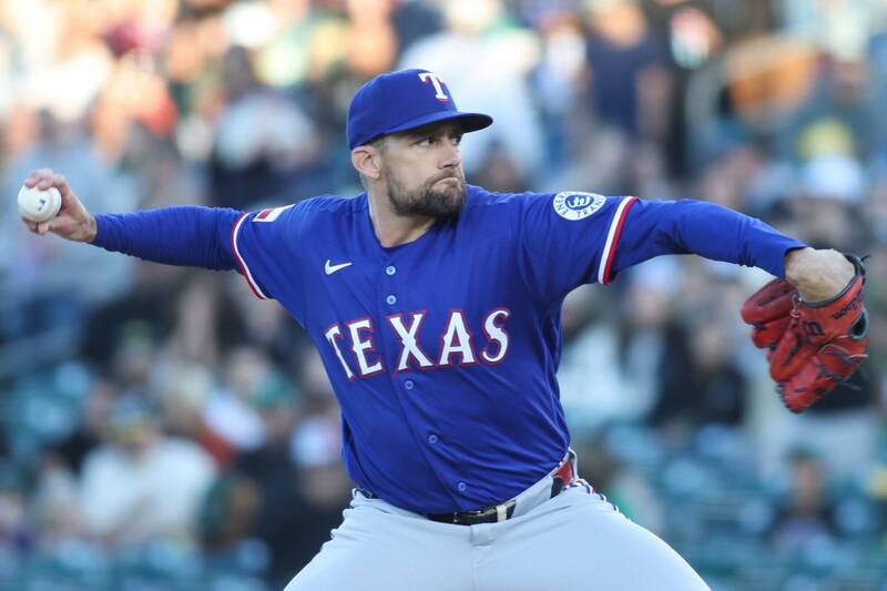 MLB》36歲強投完美表現、「漢堡哥」雙響助威！遊騎兵退運動家拿2連勝