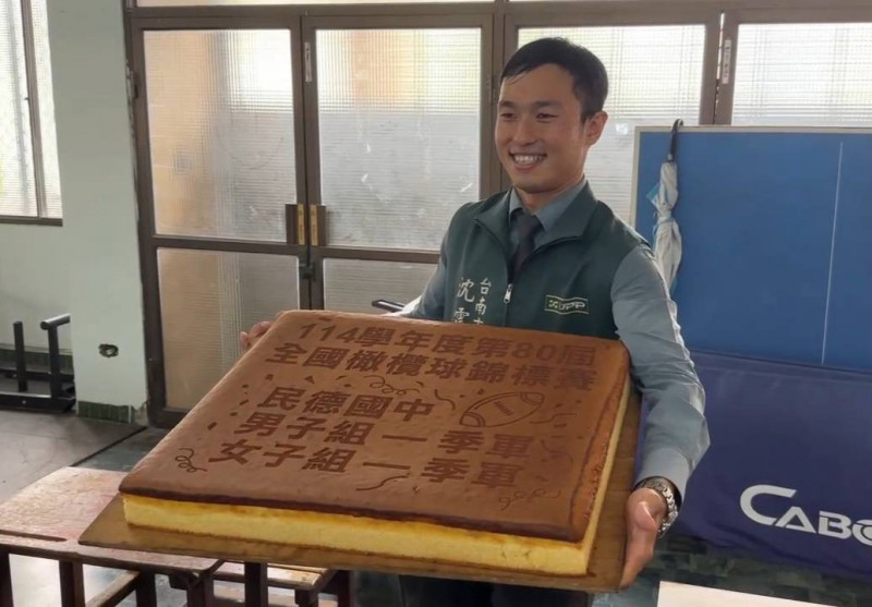 南霸天再展實力 民德國中橄球隊全國奪雙季軍