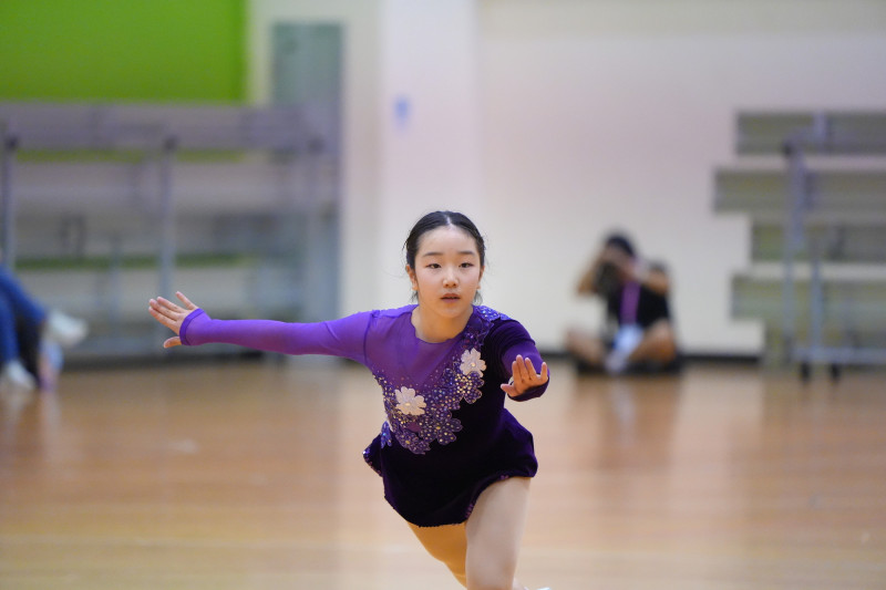 花式滑輪溜冰》台灣公開賽新星對決 日本木大葵乃勇奪金牌