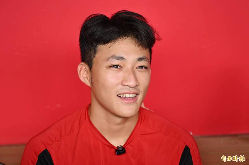中職》連續22次盜壘成功破紀錄 郭天信煩惱家裡展示櫃能否放得下壘包