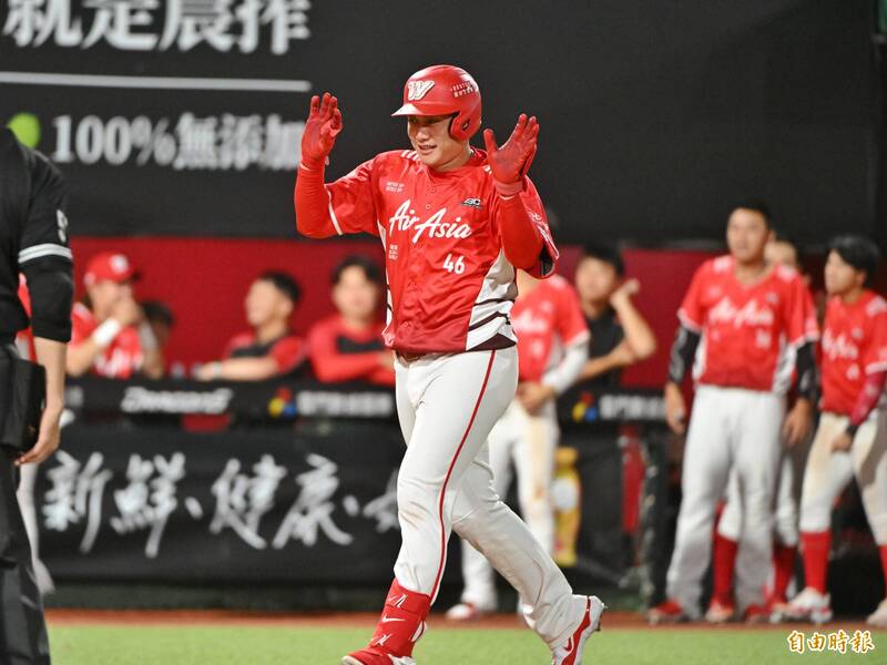 中職》徐若熙登錄「龍TV」 劉基鴻同時開轟！