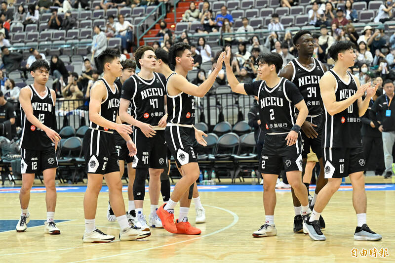 UBA》73連勝！政大擊敗台藝闖進冠軍戰 6連霸僅差一步