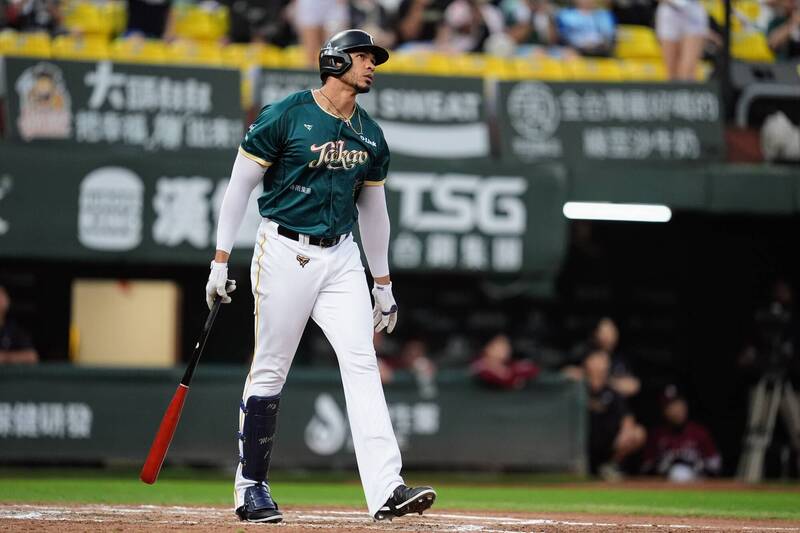 中職》外界太關注首轟「很不舒服」 魔鷹有話要說