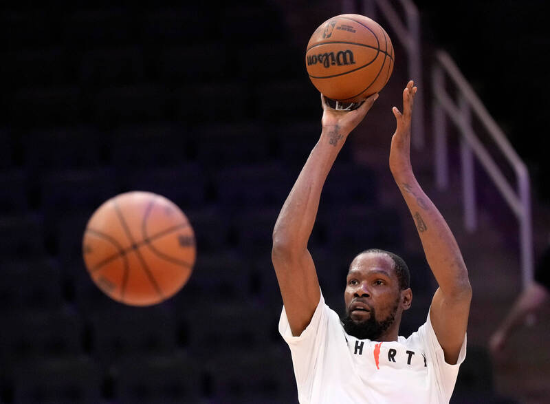 NBA季後賽》KD膝傷升級「賽前決定」 對決詹皇有望G2上演