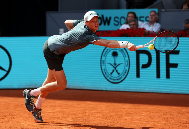 網球》球王辛納拒絕被爆冷！馬德里開胡延續大師賽23連勝