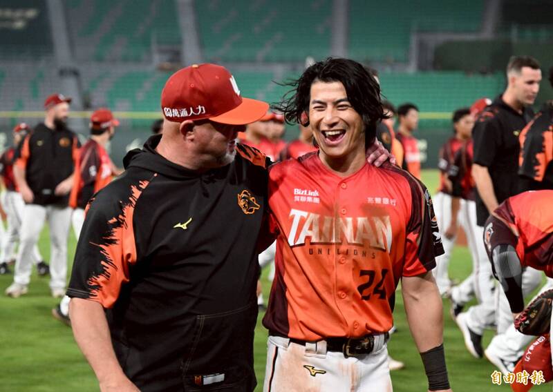中職》陳傑憲7局下2出局後安打又盜壘 統一獅6：4勝台鋼雄鷹