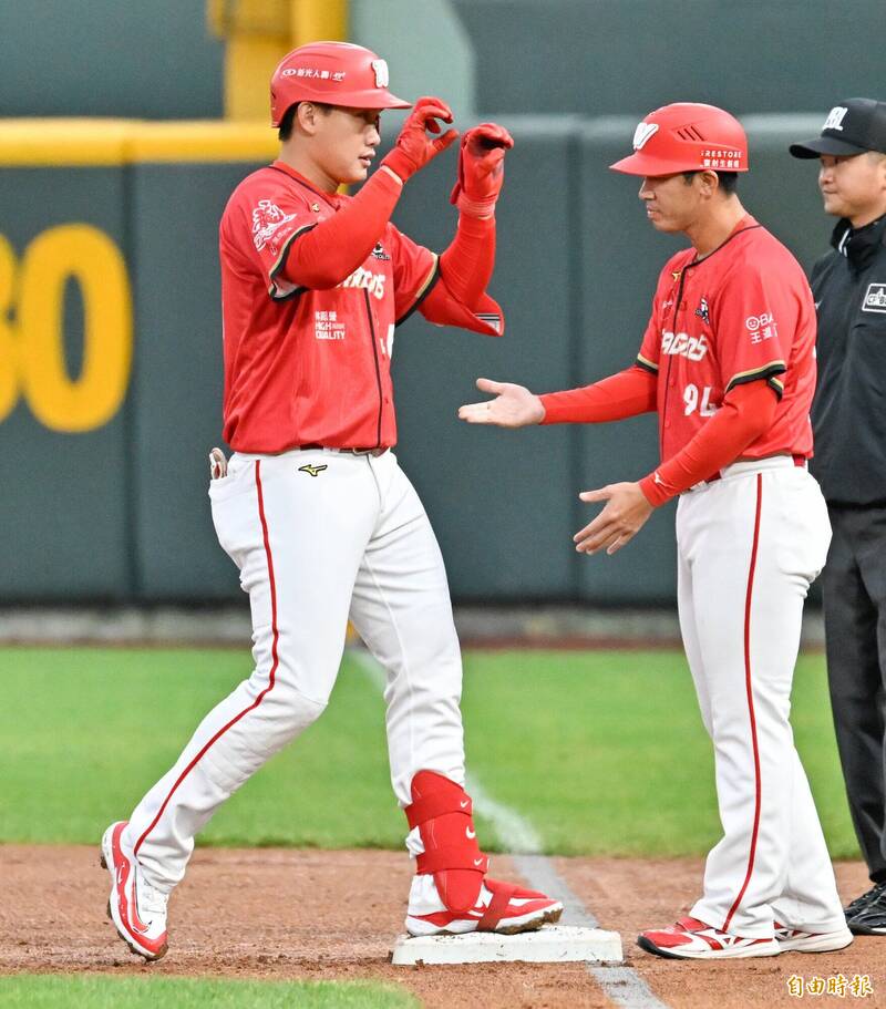 中職》王順和關鍵三壘打！味全擊敗樂天、持續站穩龍頭