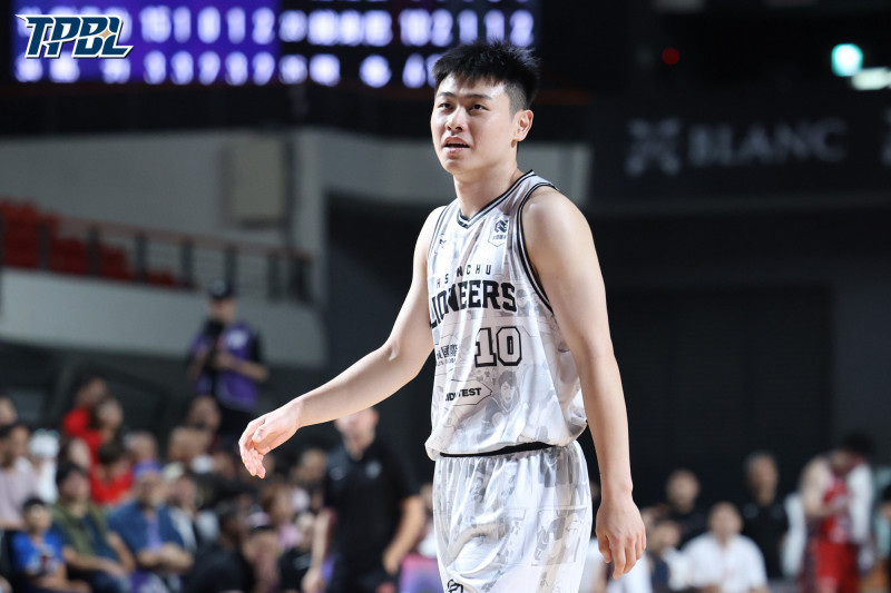 TPBL》準新人王劉丞勳首節就轟14分 攻城獅全員得分輕取戰神