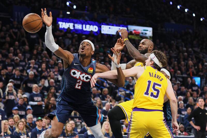 NBA季後賽》衛冕軍雷霆18分痛宰湖人 系列賽2：0領先