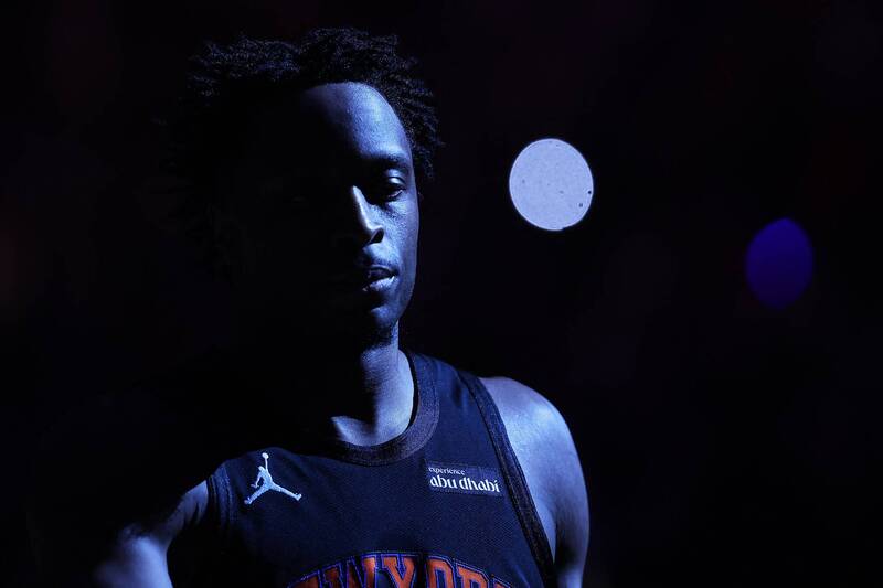 NBA季後賽》G2痛到把自己換下去 尼克禁區大將傷勢報告出爐