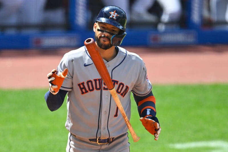 MLB》揮棒不慎導致腳踝重傷!太空人球星柯瑞亞動刀、整季報銷