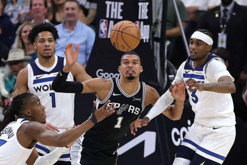 NBA季後賽》遭驅逐後變冷靜了?溫班亞瑪:激怒對手是他們策略