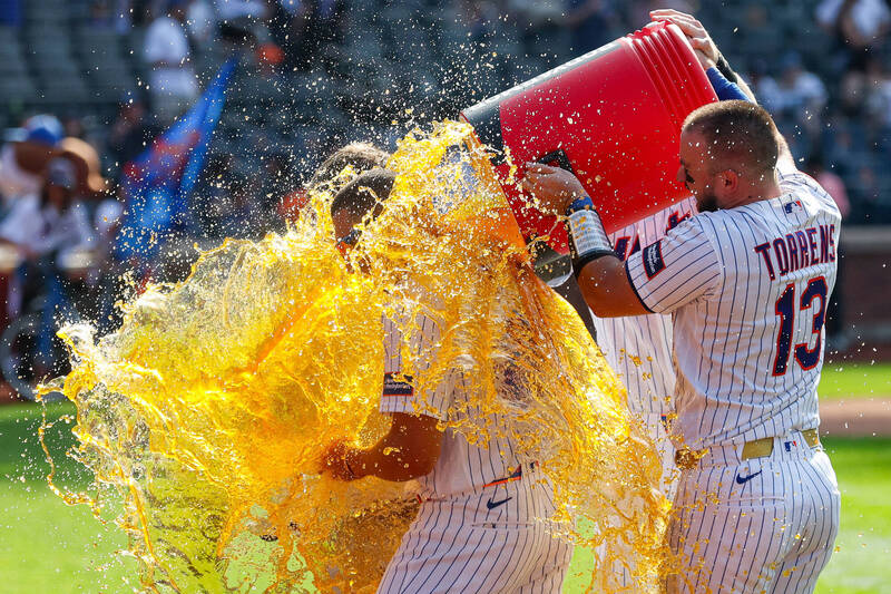 MLB》突破「0勝96敗」逆境!洋基5人內野卻相撞 大都會上演驚奇逆轉勝