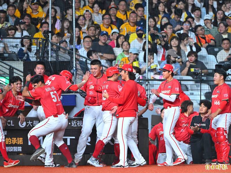 中職》味全完封中信寫紀錄!本季耗時次短、大巨蛋觀眾次多