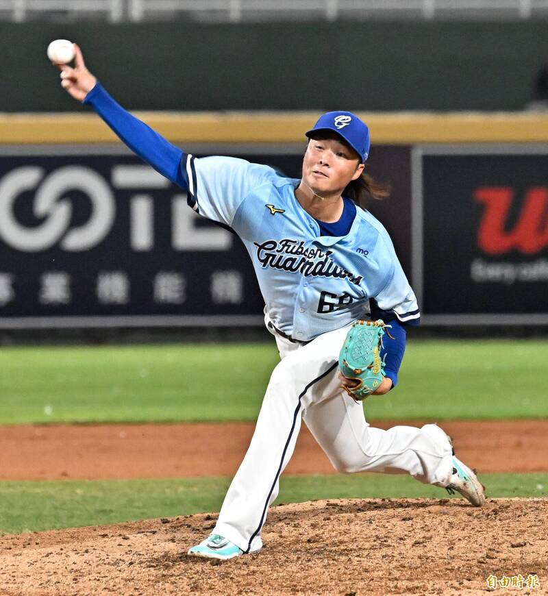 中職》日本左右護法撐起富邦悍將一片天 張育成讚不絕口!