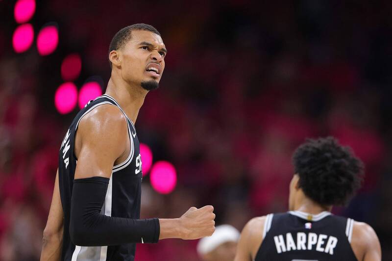 NBA季後賽》馬刺「法國怪物」締隊史罕見紀錄白搭 溫班亞瑪:需打得更團隊