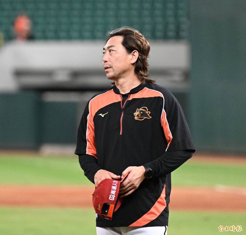 中職》統一獅7:5逆轉勝台鋼雄鷹 林岳平賽後集合全隊鼓勵選手