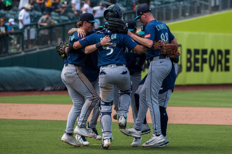MLB》團隊火力展示狂敲13安!水手橫掃運動家成新任美西龍頭