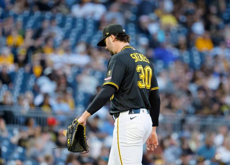 MLB》塞揚王牌5.1局飆10K還「問天」！國中墊底海盜不敵小熊