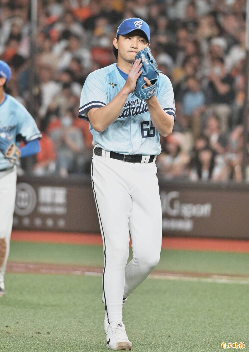 中職》賽前練投災難級 李東洺意外寫下聯盟23年奇葩紀錄