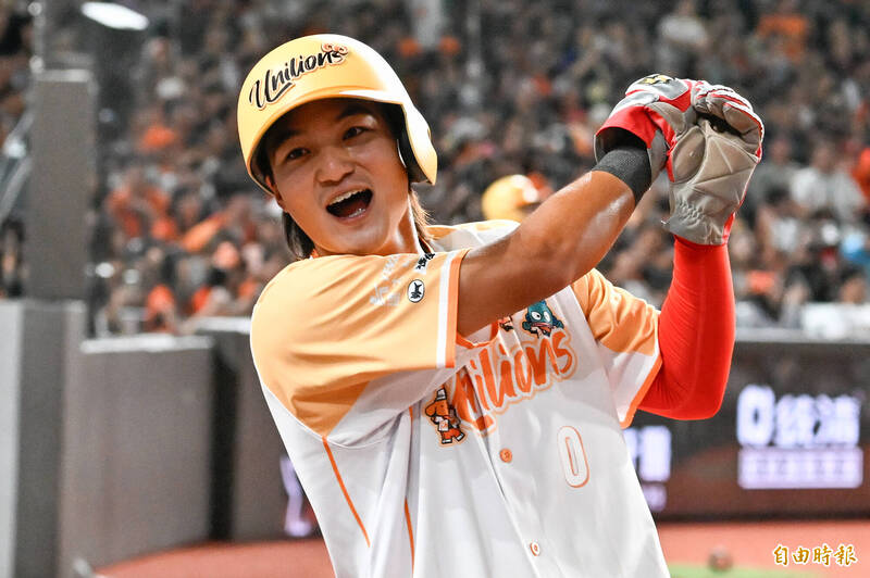 中職》100M最速10秒9！在平鎮整年替補的自培飛毛腿 不到半年拚到生涯首安