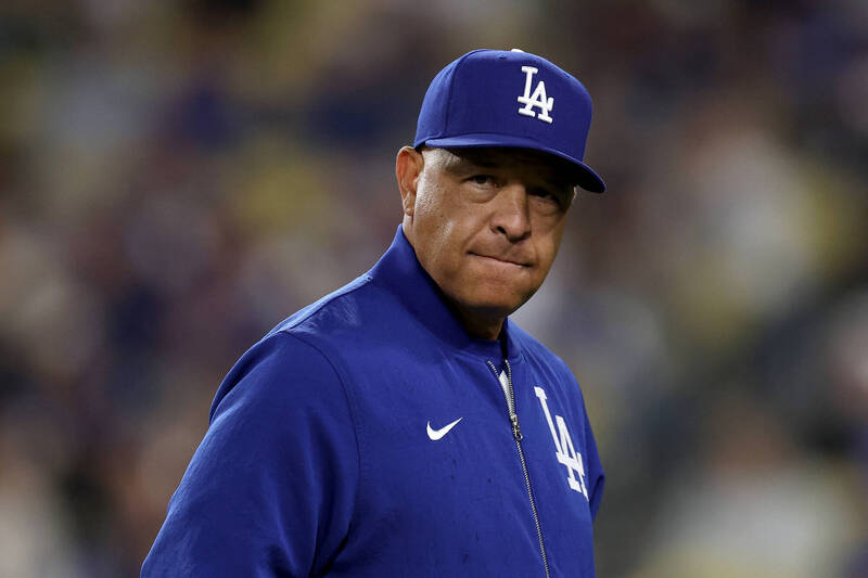 MLB》爭議判決連發!道奇主帥羅伯斯賽後不滿開砲:改變比賽走向