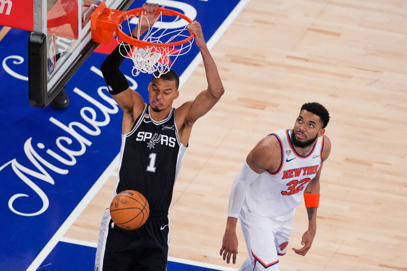 NBA冠軍賽》溫班亞瑪砍32分領銜 馬刺擊敗尼克扳回一城