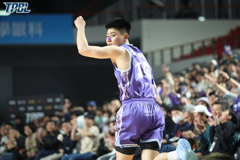 TPBL頒獎典禮》攻城獅狀元劉丞勳榮獲新人王 「謝謝沒有放棄的自己」