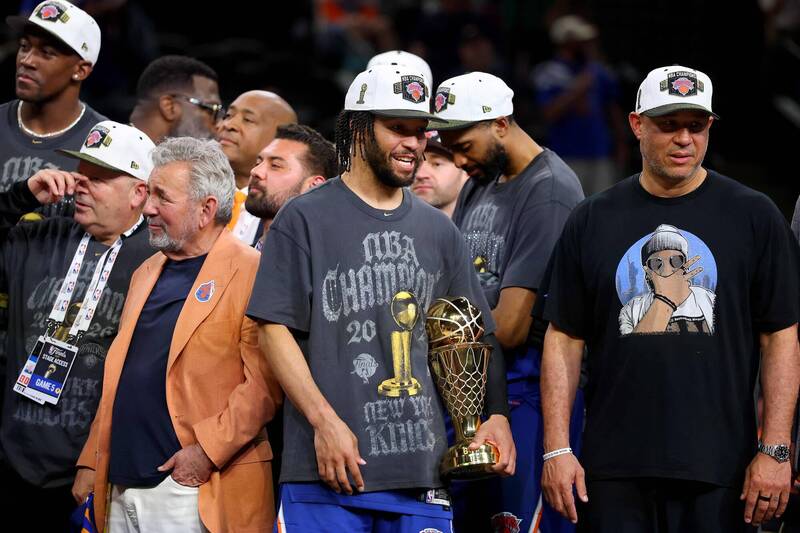 NBA冠軍賽》和父親、大學隊友攜手捧冠 布朗森率維拉諾瓦三劍客寫紀錄
