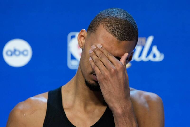 NBA冠軍賽》「還要再打100場才能回到這裡」馬刺爭冠失利 溫班亞瑪不甘心