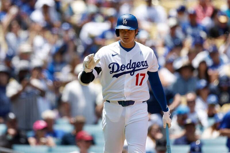 MLB》大谷翔平敲安卻提前退場、主帥曝狀況!道奇被打爆派野手登板